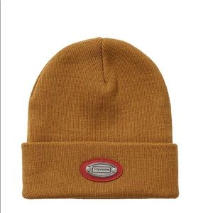 Supreme metal plate beanie